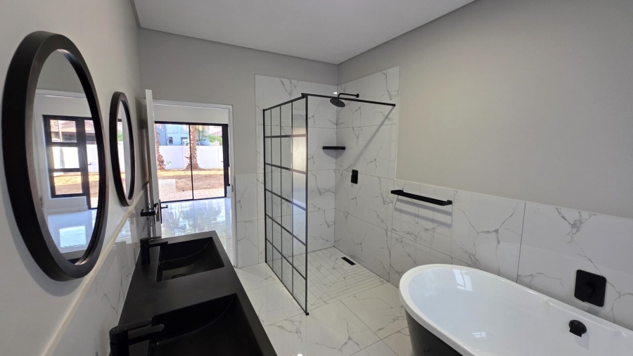 4 Bedroom Property for Sale in Melodie North West